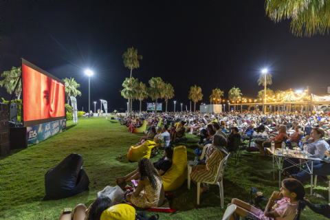 Open-Air Cinema Nights Begin in Mersin